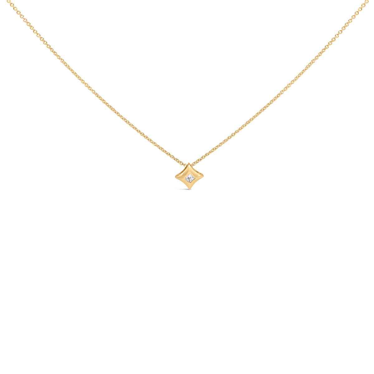 10K Yellow Gold 1/5 Cttw Bezel Set Princess Diamond Kite Shaped Solitaire Pendent Necklace