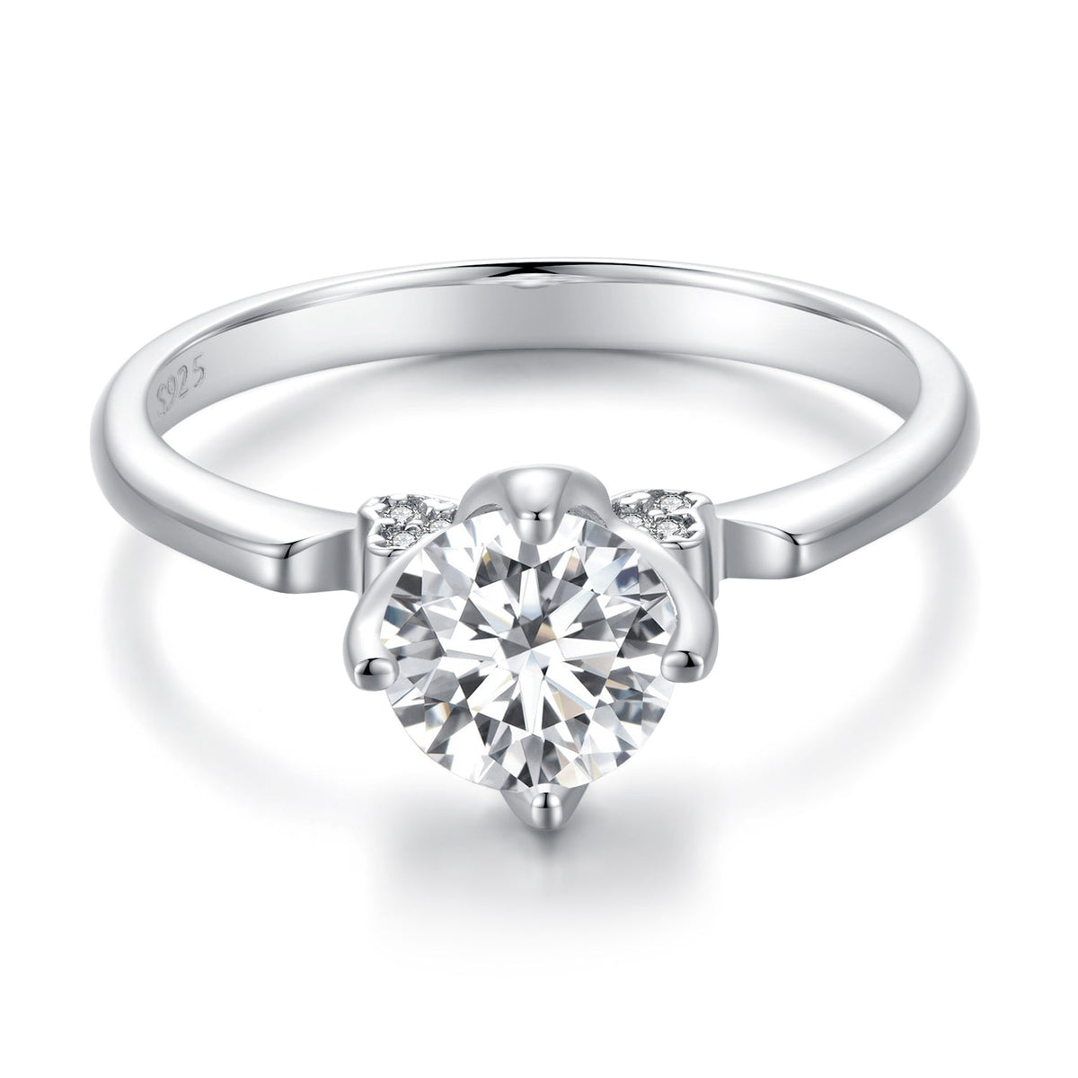 925 Sterling Silver 1.0 Carat Moissanite Ring in Size 8